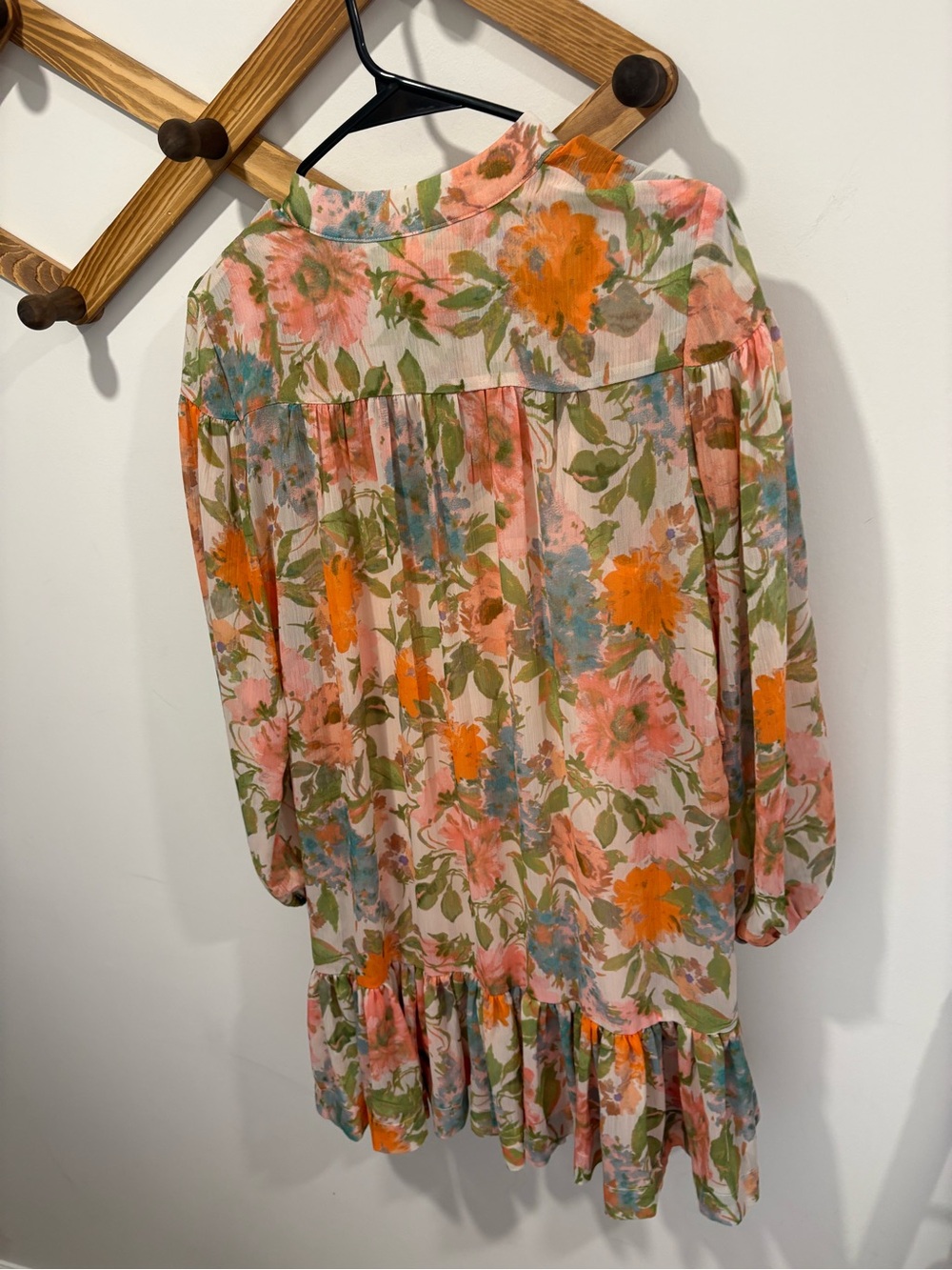 Taylor brand mini dress features a vibrant floral print and flowy bishop sleeves - Picture 6 of 8